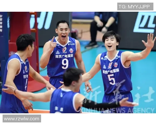 南京排球队转型之路的探索与挑战大师赛特别报道